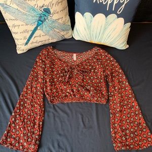 Xhilaration crop top